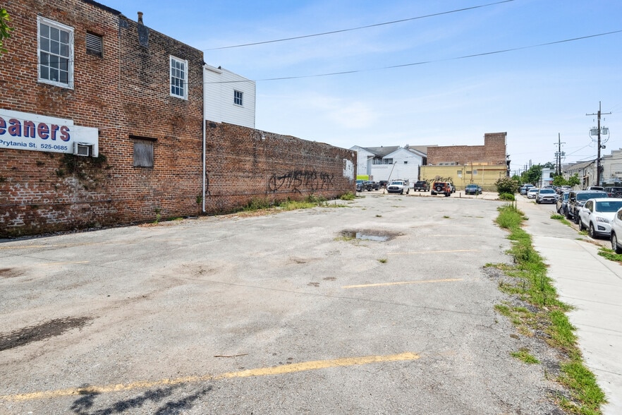 More Photos Of , New Orleans Unknown For Sale