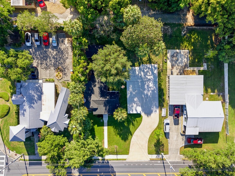 More Photos Of 527 NE 8th Ave, Ocala Office Residential For Sale