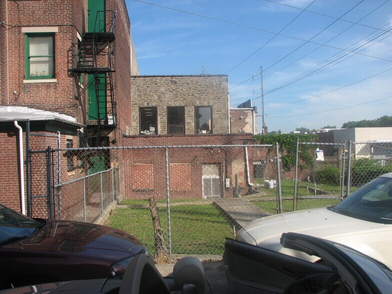 More Photos Of 322 W Chelten Ave, Philadelphia Office For Lease