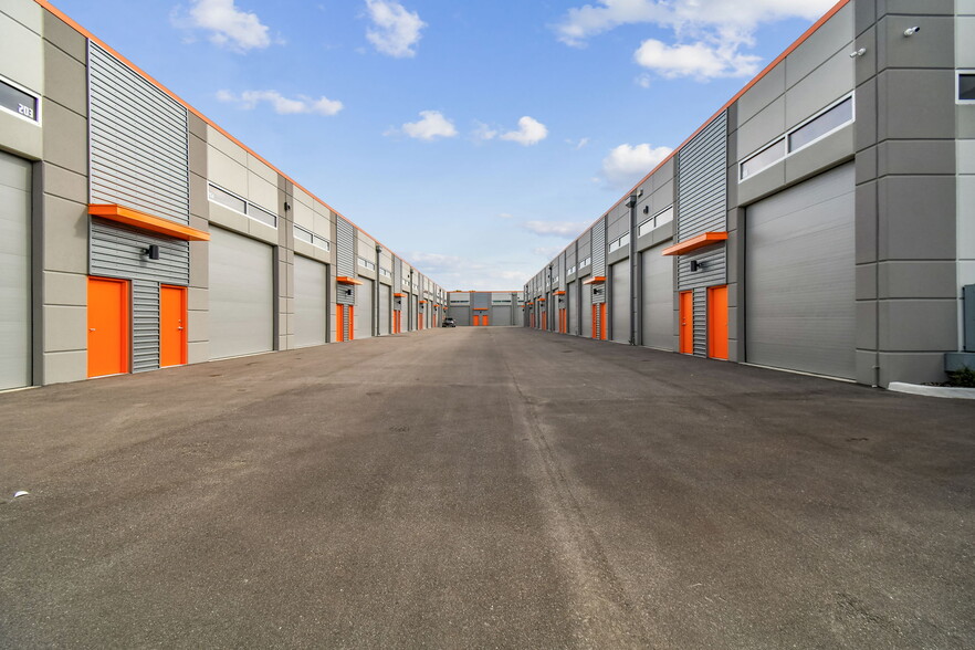 More Photos Of 1111 N 34th St, Tampa Self Storage For Sale