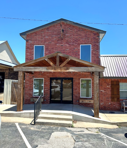 Primary Photo Of 118 S Main Ave, Blanchard Storefront Retail Office For Lease