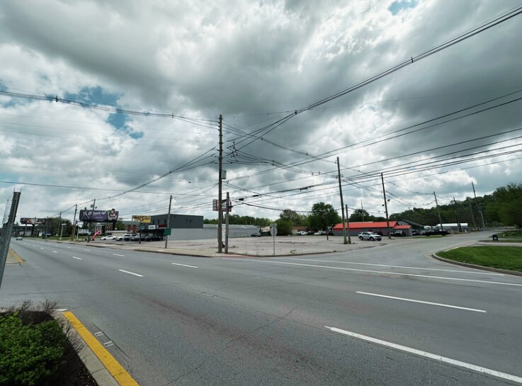 More Photos Of 7299 Dixie Hwy, Louisville Land For Lease