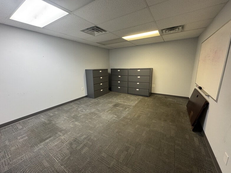 More Photos Of 201 Greer Dr, Simpsonville Warehouse For Sale