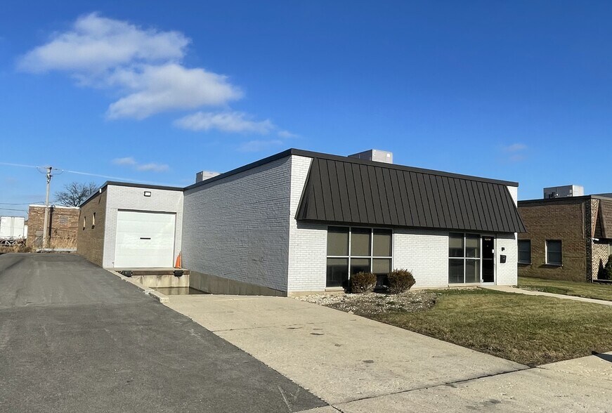 1510 Jarvis Ave, Elk Grove Village, IL 60007 Industrial For Lease