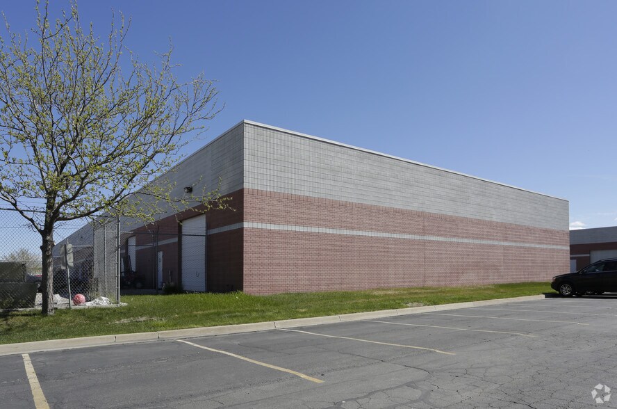 More Photos Of 2369 Orton Cir, Salt Lake City Light Manufacturing For Lease