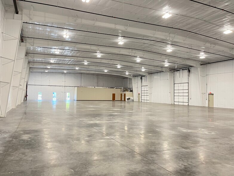 More Photos Of 14000 Nano Court, Alachua Flex For Sale