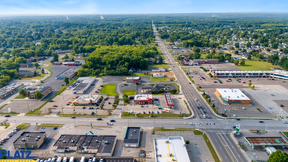 More Photos Of 101 S Canfield Niles Rd, Youngstown Bank For Lease