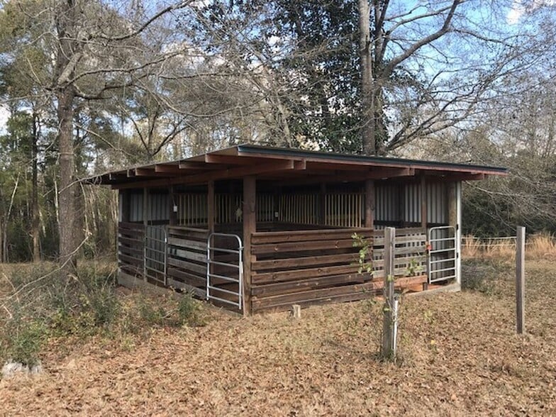 More Photos Of 8107 Blackwater Ridge Rd, Milton Apartments For Sale