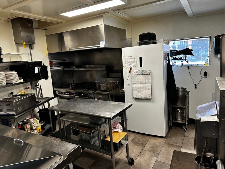 More Photos Of 500 Main St, Webster Restaurant For Sale