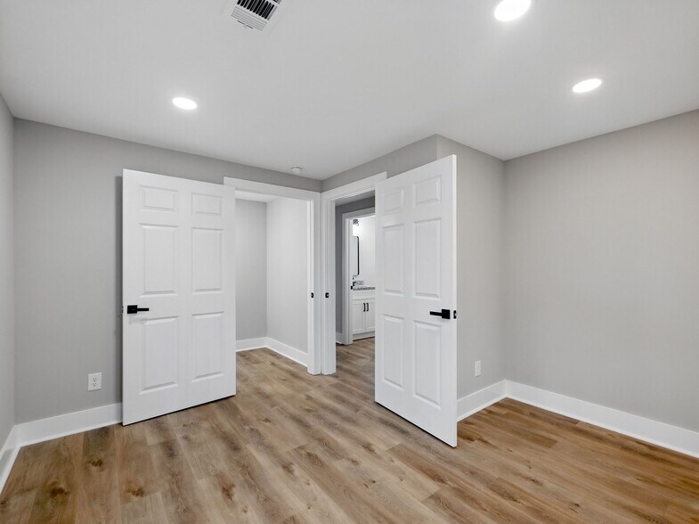 More Photos Of 3473 Atlanta Hwy, Flowery Branch Office For Sale