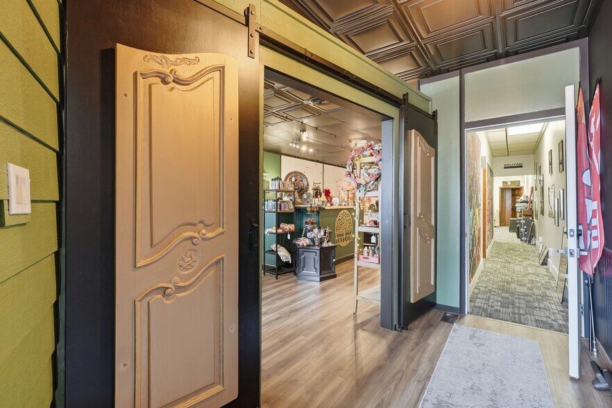 More Photos Of 104 W Main St, Albion General Retail For Sale