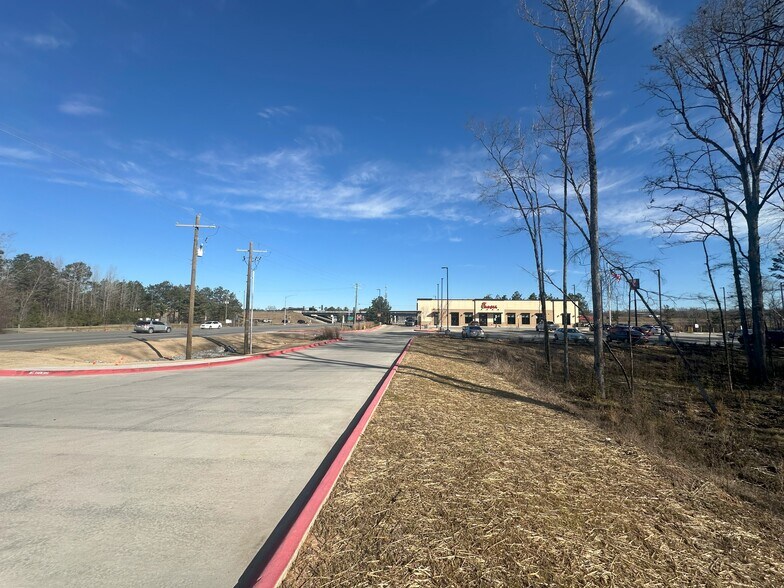 More Photos Of 5703 S Olive St, Pine Bluff Land For Lease