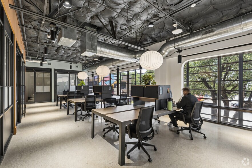 More Photos Of 9840-9850 N Central Expy, Dallas Coworking Space
