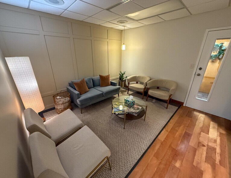 More Photos Of 300 3rd Ave SE, Rochester Office For Sale