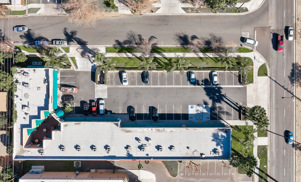 More Photos Of 10759 Magnolia Ave, Riverside Storefront Retail Office For Sale