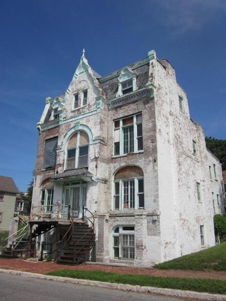 More Photos Of 115 S 13th St, Saint Joseph Apartments For Sale