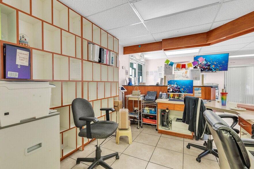 More Photos Of 515 Michigan Blvd, West Sacramento Medical For Sale
