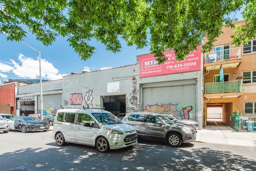 More Photos Of 616 Coney Island Ave, Brooklyn Auto Repair For Sale