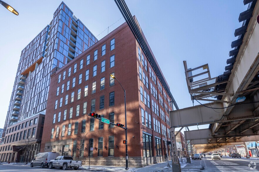 Primary Photo Of 1101 W Lake St, Chicago Office For Sale