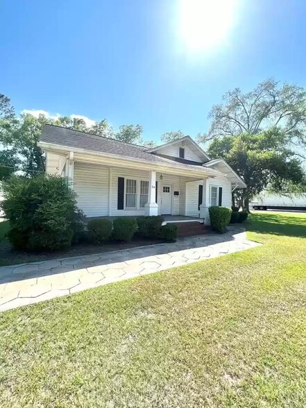 Primary Photo Of 34 E Jarman St, Hazlehurst Land For Sale