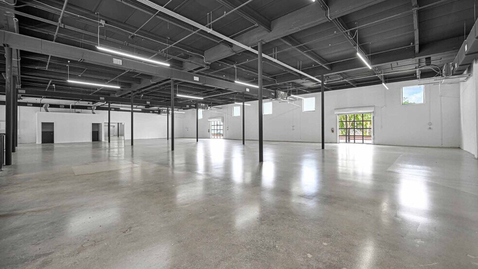 More Photos Of 6800-6890 NE 4th Ct, Miami Light Distribution For Lease