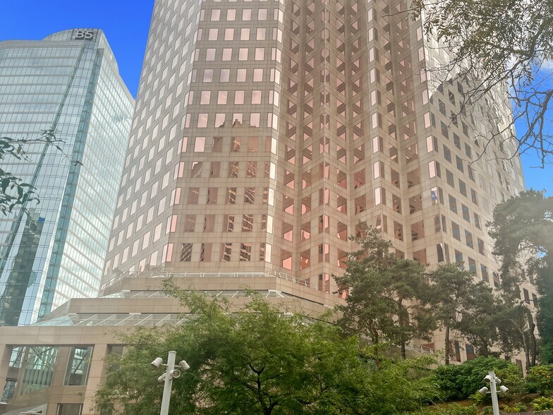 More Photos Of 666 Burrard Street, Vancouver Coworking Space