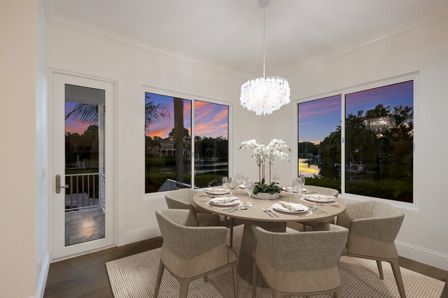 More Photos Of 1718 Bay St, Sarasota Specialty For Sale