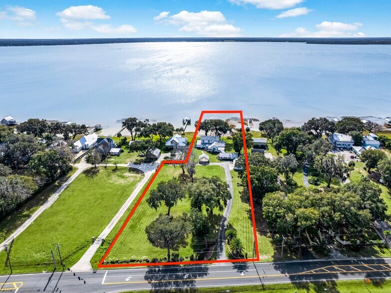 More Photos Of 12730 E Highway 25, Ocklawaha Specialty For Sale