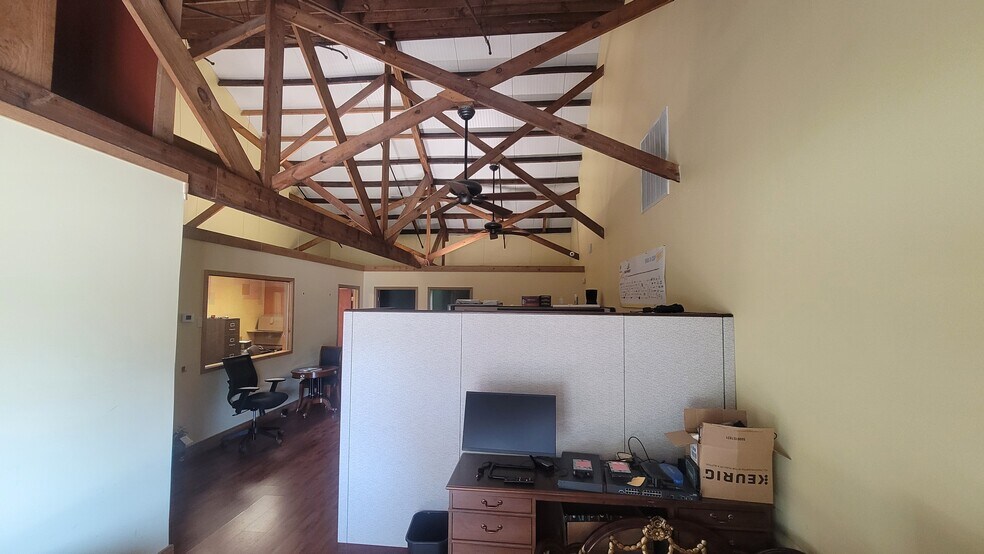 More Photos Of 501 Furman Rd, Greenville Light Manufacturing For Sale