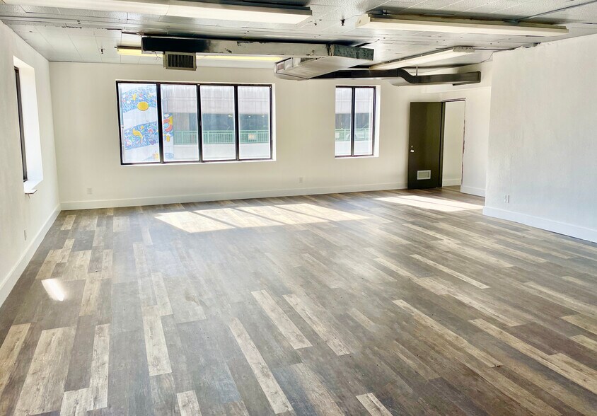 More Photos Of 245 E Adams St, Jacksonville Loft Creative Space For Lease
