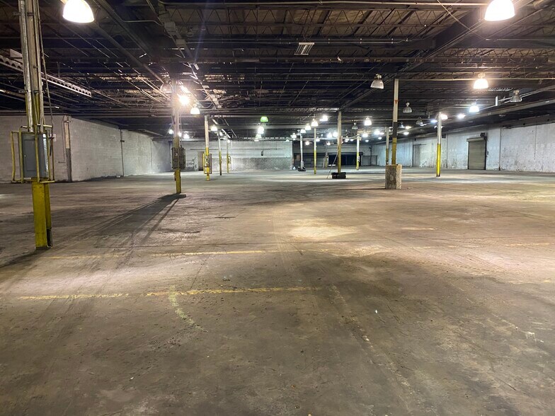 More Photos Of 7468 Jonesboro Rd, Jonesboro Warehouse For Sale