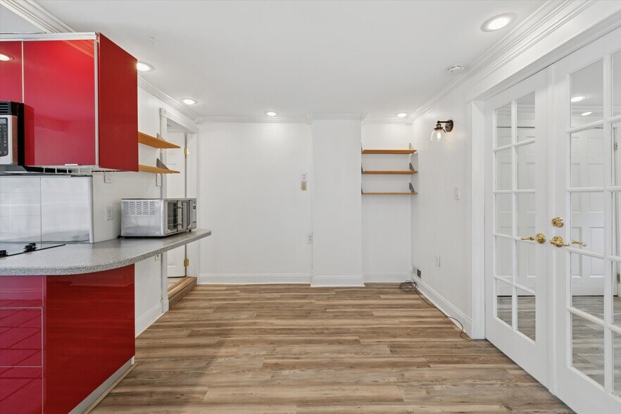 More Photos Of 2621 Sepviva St, Philadelphia Storefront Retail Residential For Sale