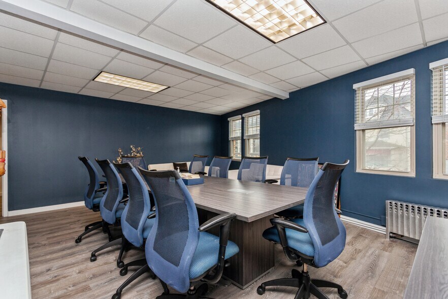 More Photos Of 434-440 White Plains Rd, Eastchester Apartments For Lease