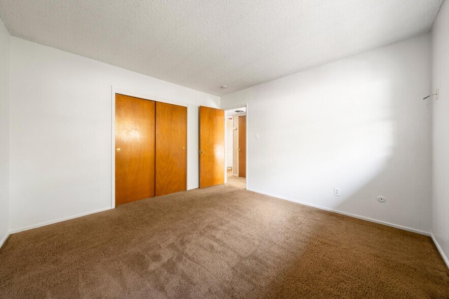 More Photos Of 5743 Woodleigh Dr, Carmichael Multifamily For Sale