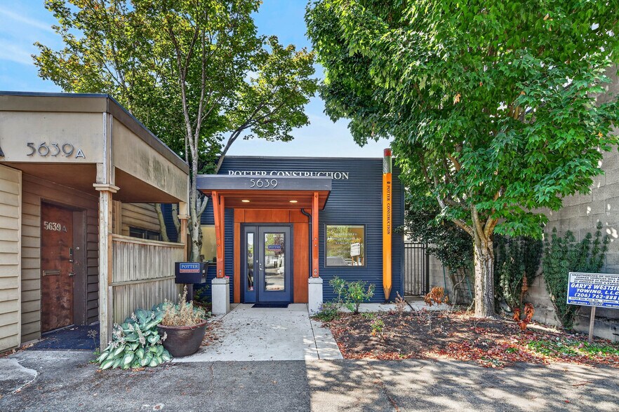 More Photos Of 5639 California Ave SW, Seattle Office For Sale