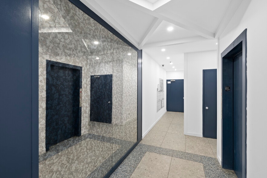 More Photos Of 227-231 E 59th St, New York Apartments For Sale