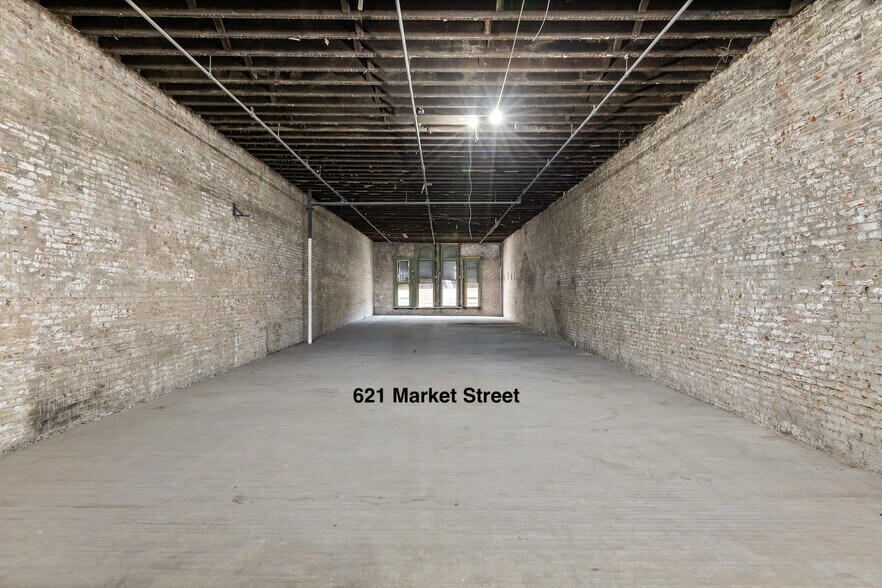 More Photos Of 619 Market St, Chattanooga Office For Sale