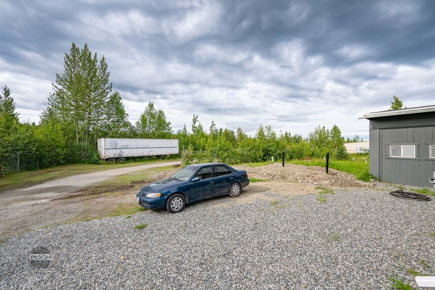 More Photos Of 5320 W Parks Hwy, Wasilla General Retail For Sale