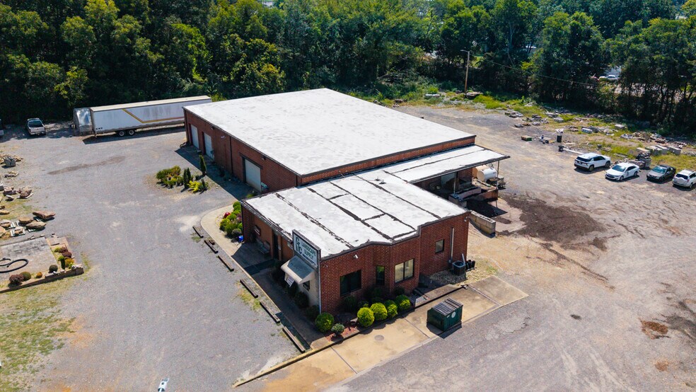 Primary Photo Of 363 Old Larkinsville Rd, Scottsboro Warehouse For Sale