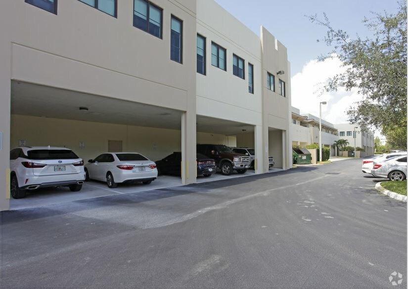 More Photos Of 4900 S University Dr, Davie Unknown For Lease