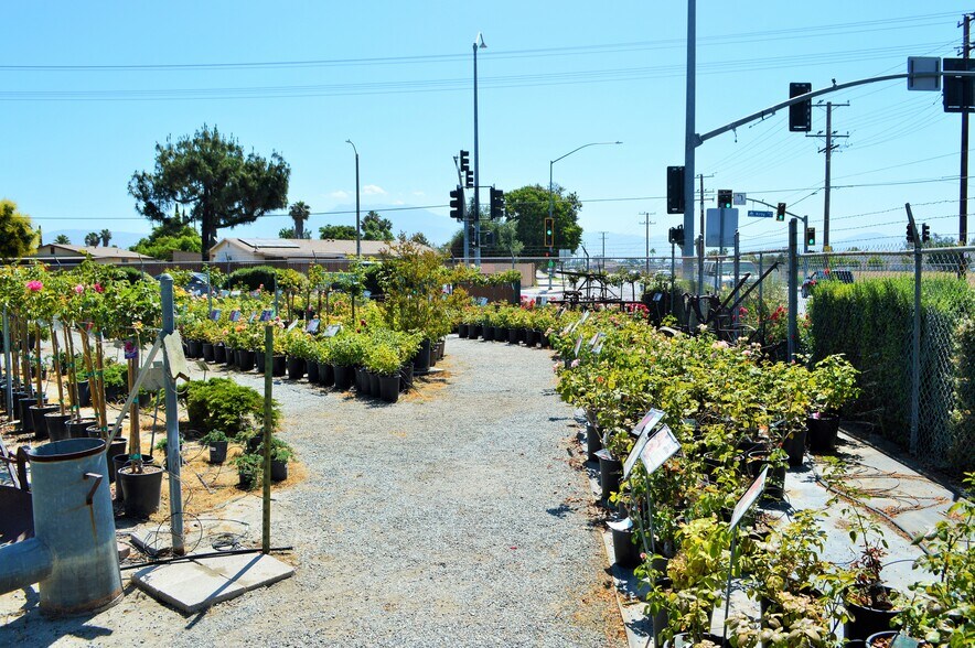 More Photos Of 2750 W Devonshire Ave, Hemet Freestanding For Sale