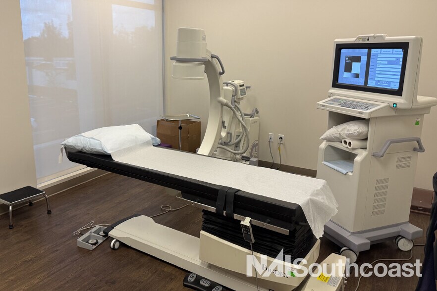 More Photos Of 1221 S State Road 7, Wellington Medical For Lease