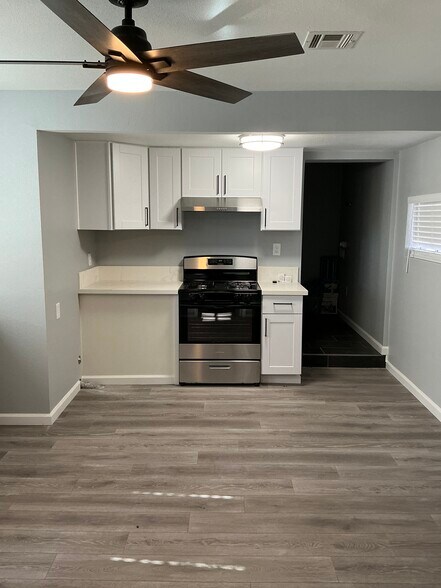 More Photos Of 905 Mauldin Ln, Reno Multifamily For Sale