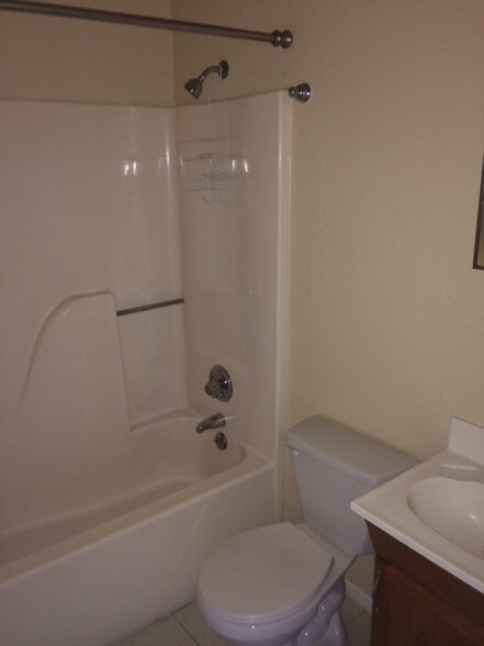 More Photos Of 1050 N Mesilla St, Las Cruces Apartments For Sale