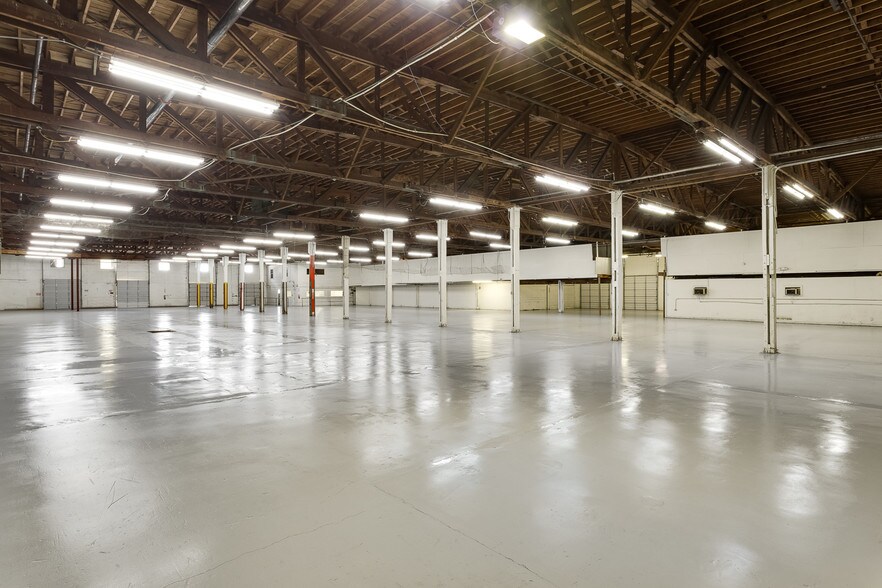 More Photos Of 320 S Utah Ave, Weslaco Warehouse For Lease
