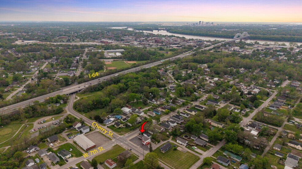 More Photos Of 833 W 7th St, New Albany Auto Repair For Sale