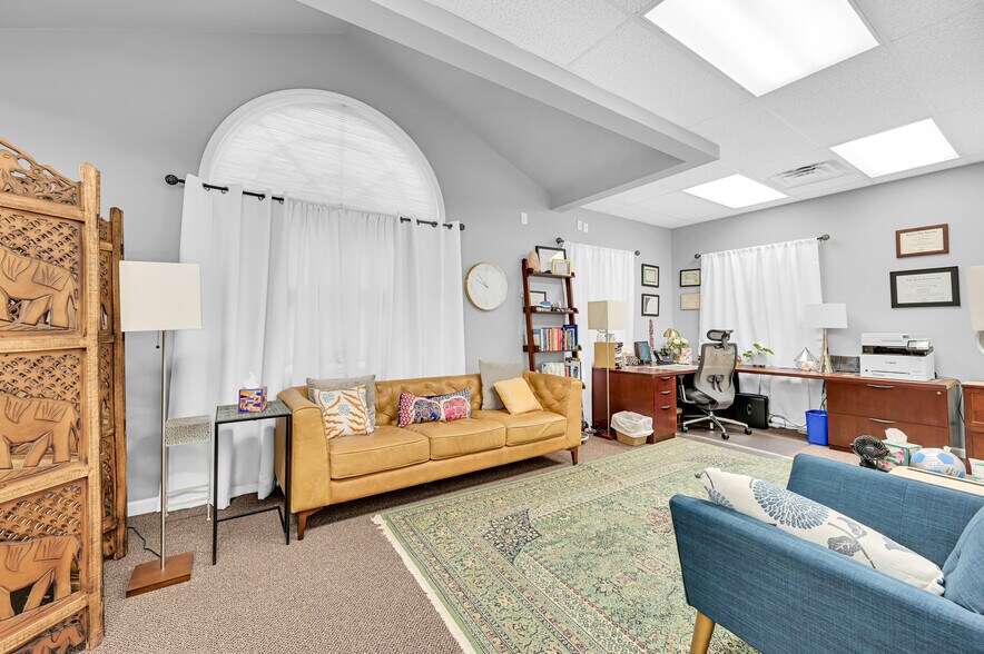 More Photos Of 21 Orchard St, Denville Medical For Lease