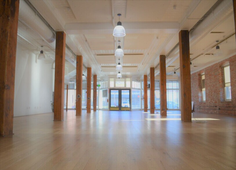 More Photos Of 170 S Lincoln St, Spokane Loft Creative Space For Lease