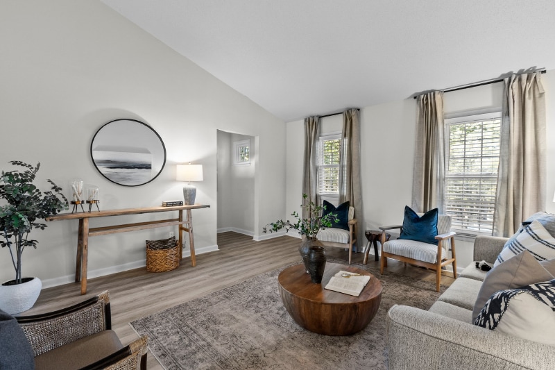 More Photos Of 366-370 W Oak Ave, Wake Forest Apartments For Sale