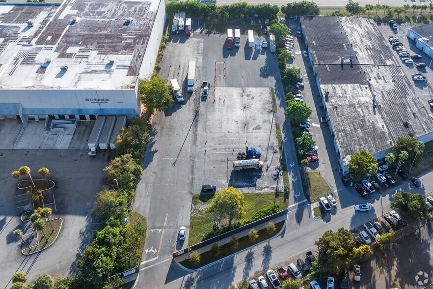 More Photos Of 18645 SW 103rd Ct, Miami Land For Lease